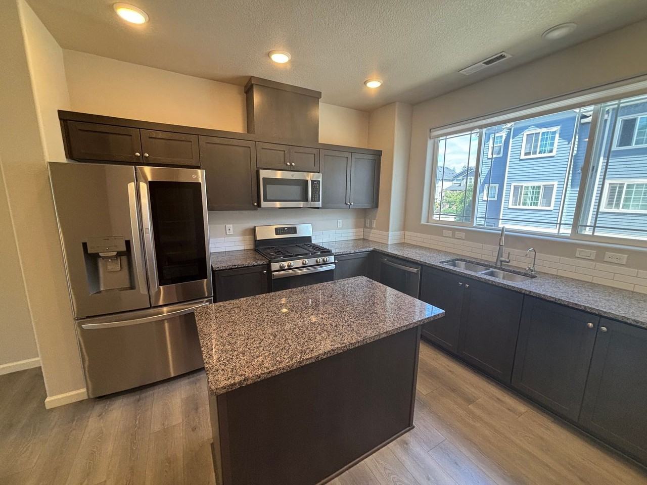 14340 Sw Gold Coast Ter - Photo 7 of 22