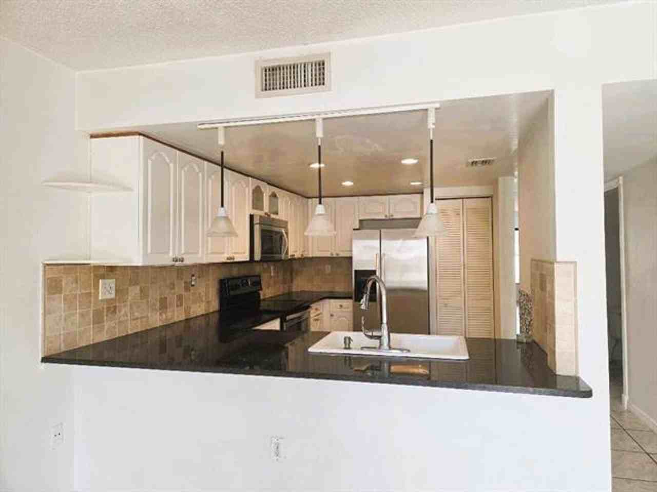 9187 9187 Fontainebleau Blvd th 419 - Photo 4 of 15