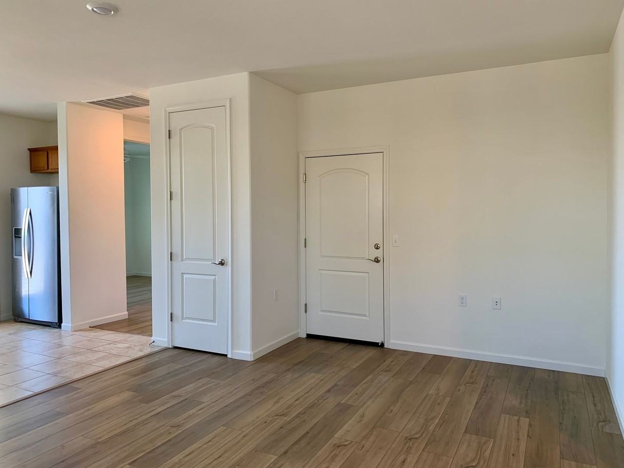 1900 Monroe Ct #100 - Photo 5 of 29