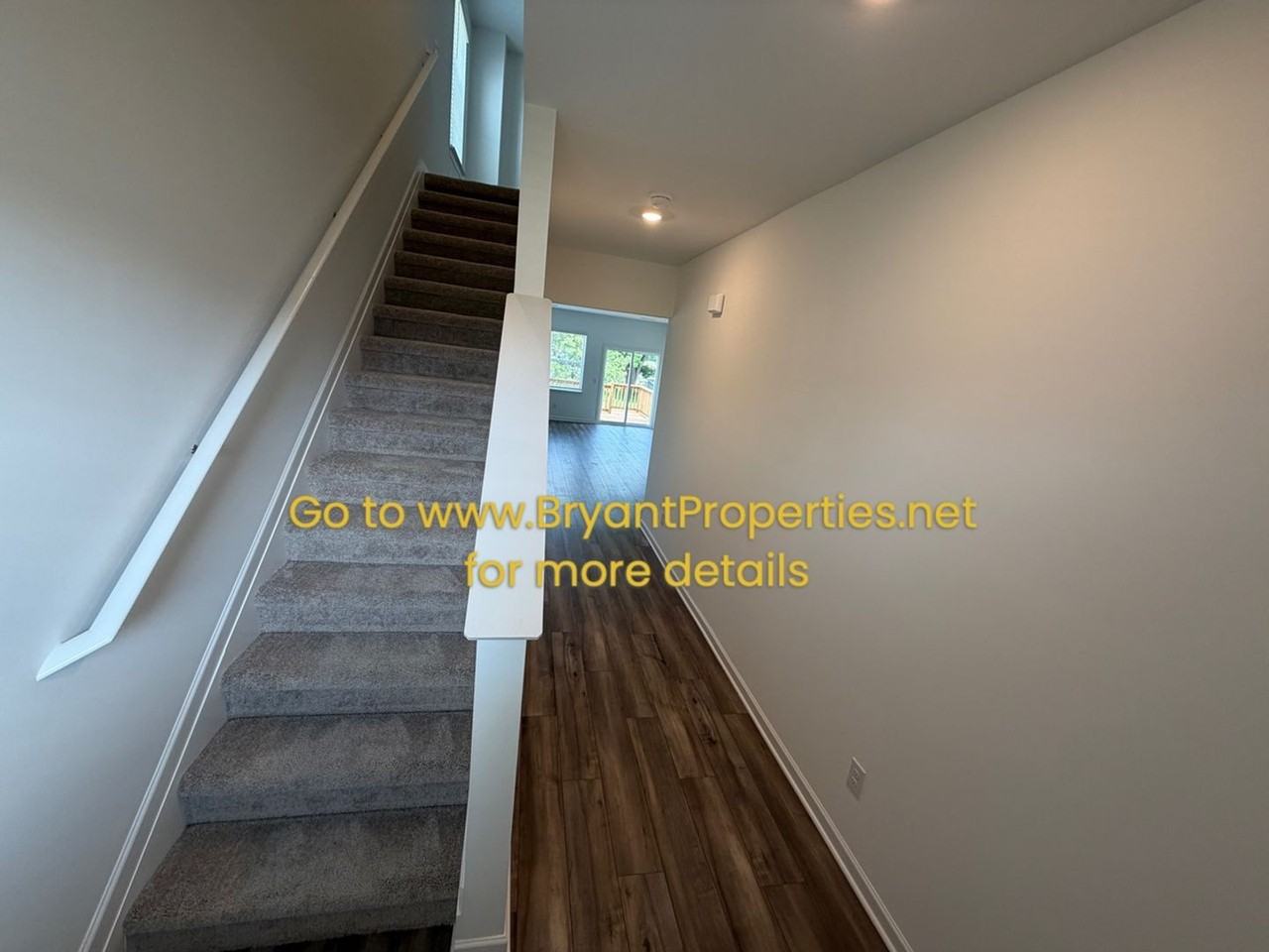 901 Parkside Blvd - Photo 3 of 29