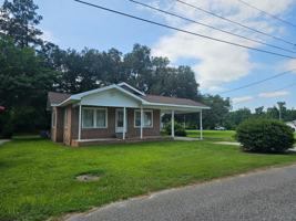 featured image of 3829 Stevens St