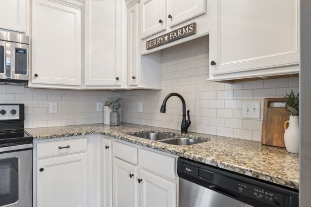 2069 Rural Plains Cir - Photo 2 of 8