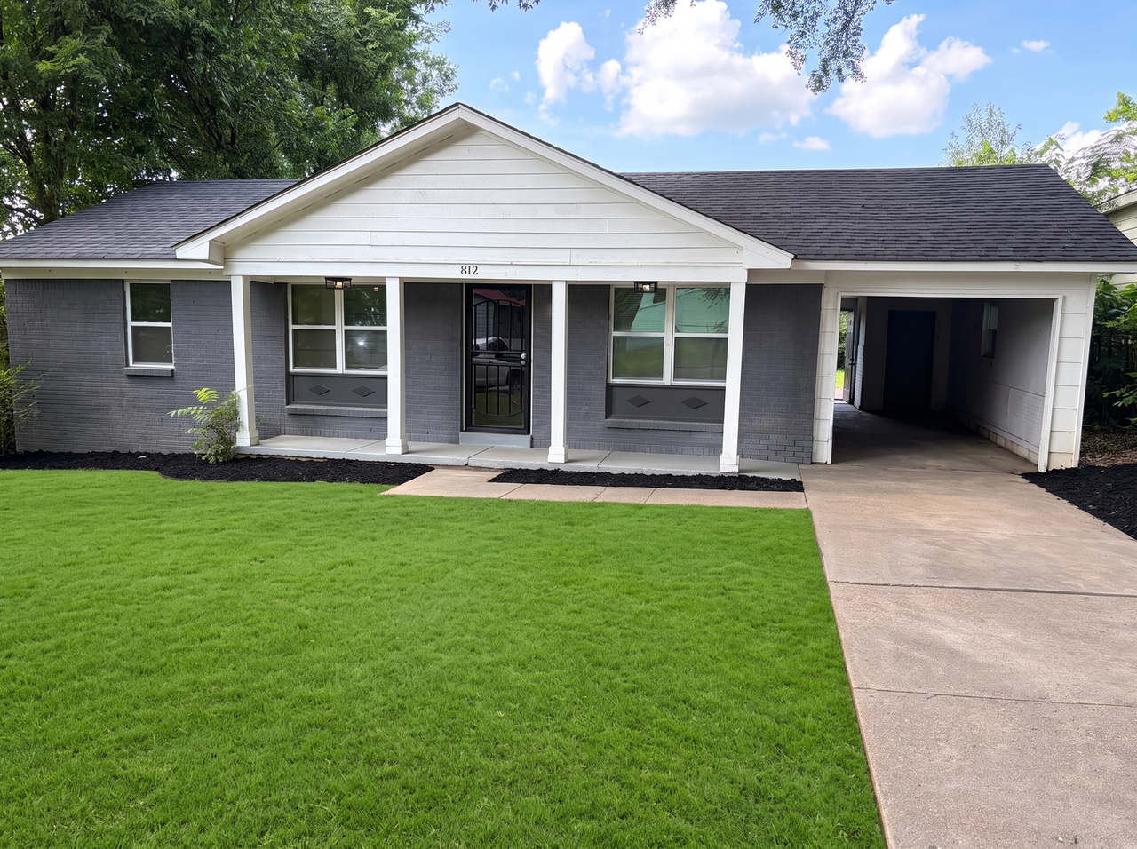 812 Leacrest Ave - Photo 2 of 12