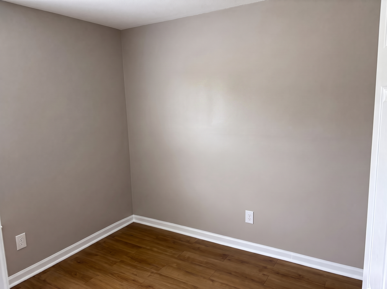 812 Leacrest Ave - Photo 4 of 12