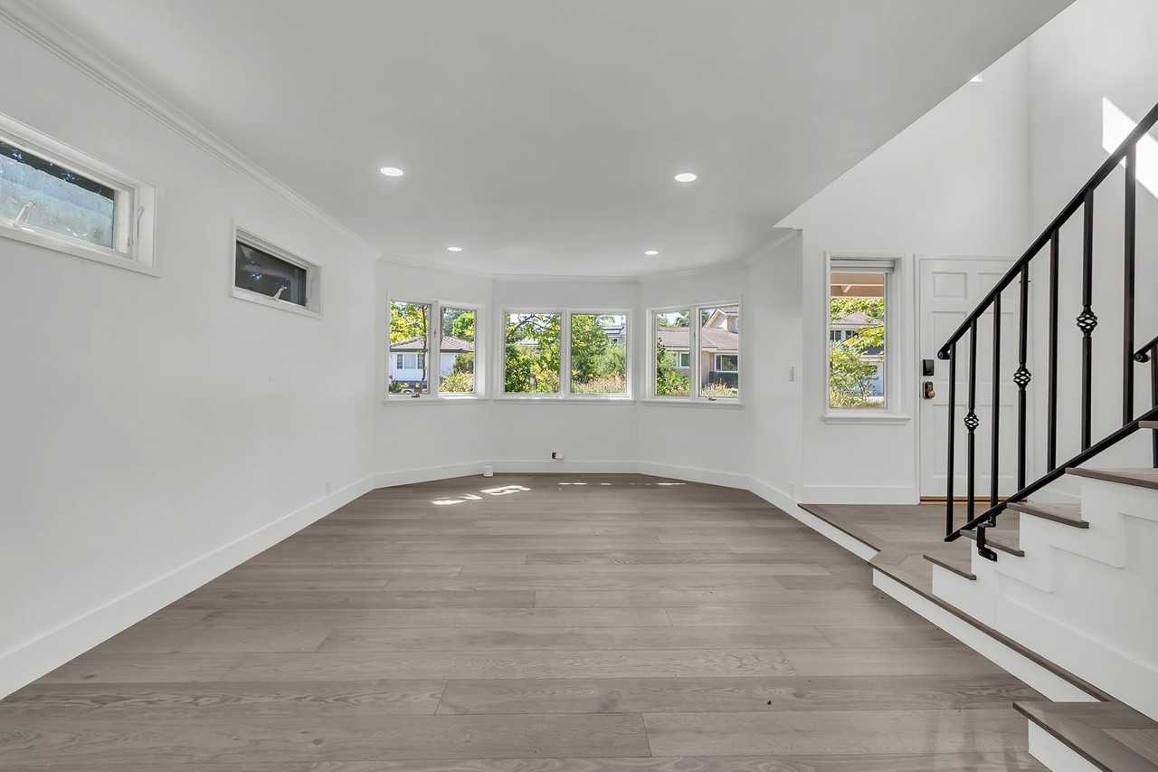 26232 Glen Canyon Dr - Photo 4 of 34