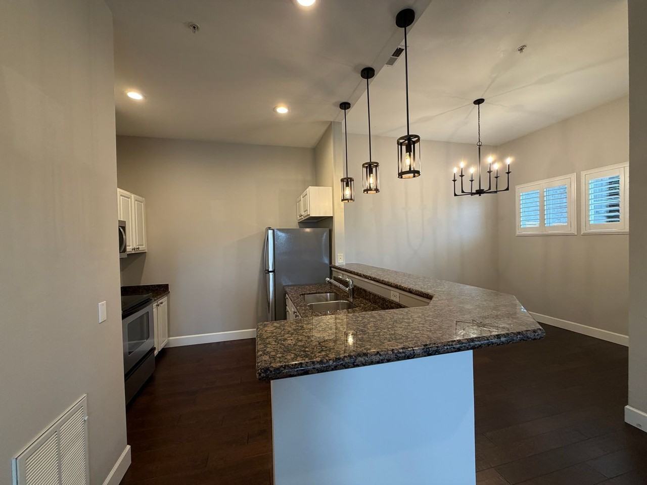 5361 164th Ave Se - Photo 3 of 22