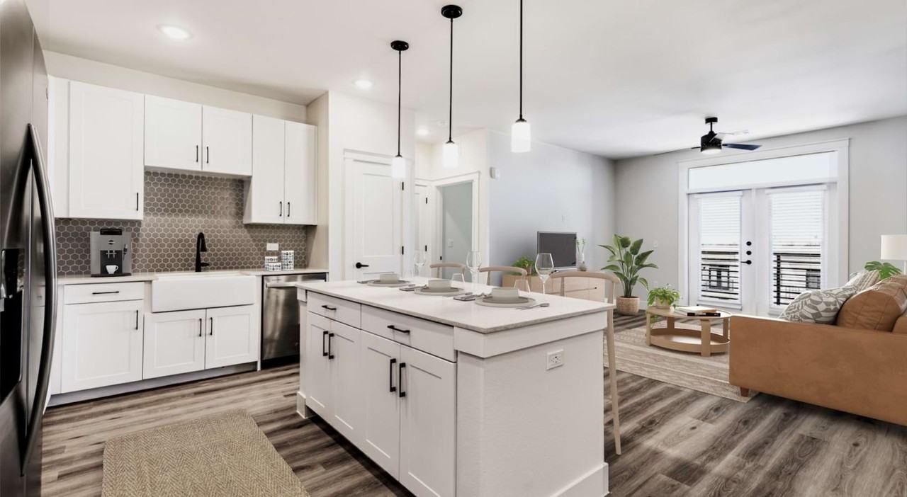 13046 Four Star Boulevard - Photo 2 of 50
