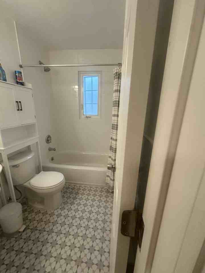 75 Lortel Ave - Photo 4 of 8