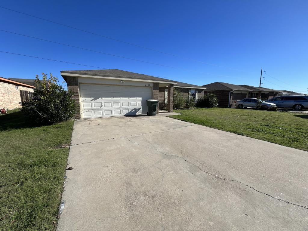 4115 Mustang Dr - Photo 2 of 33