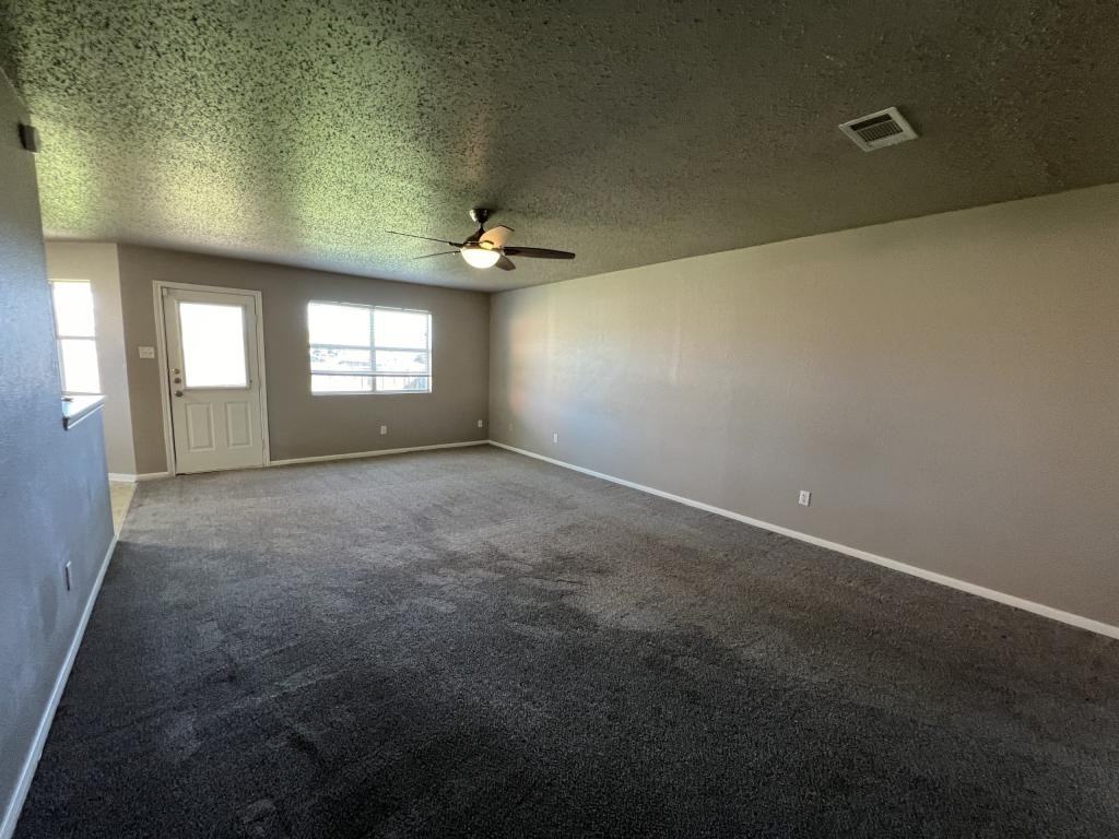 4115 Mustang Dr - Photo 7 of 33