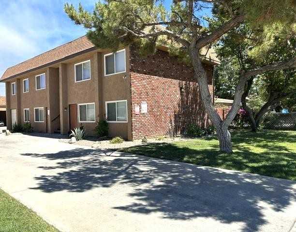 426 N Buena Vista St - Photo 2 of 18