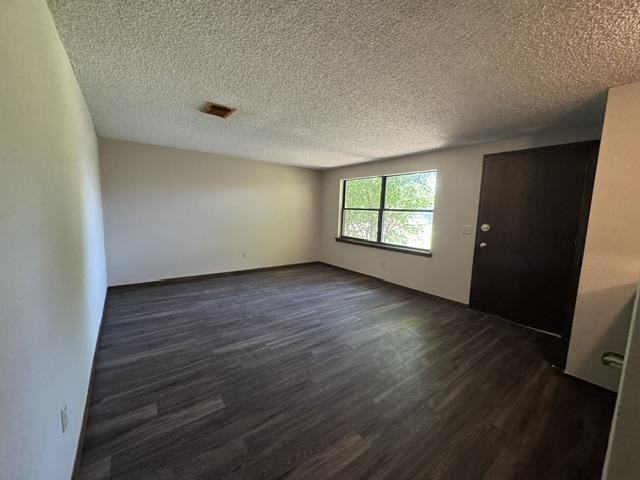 514 Nimrod Rd - Photo 3 of 16