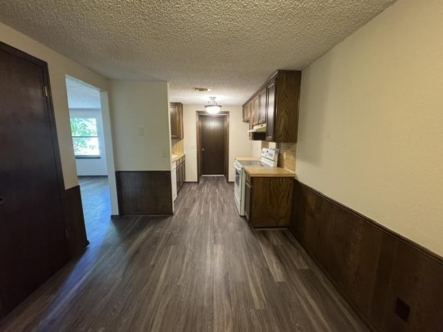 514 Nimrod Rd - Photo 5 of 16