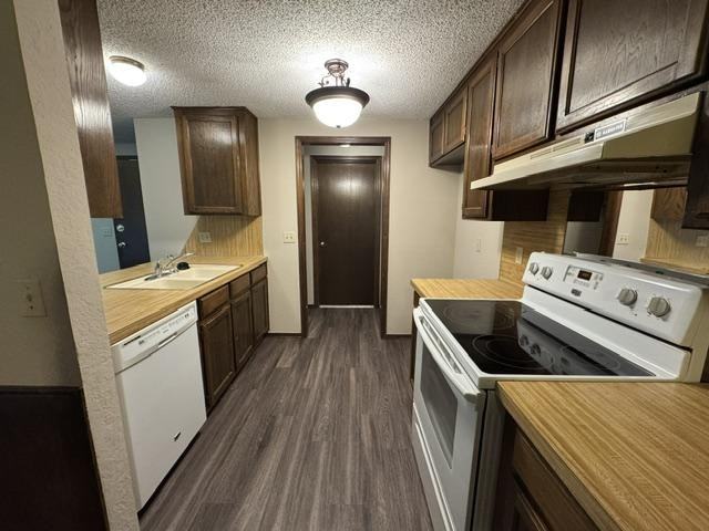 514 Nimrod Rd - Photo 6 of 16
