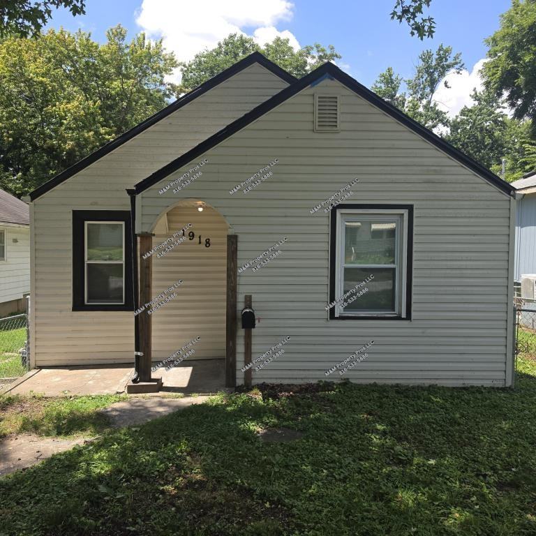 1918 S Willow Ave - Photo 2 of 26