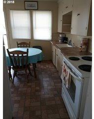 475 E Jefferson St - Photo 4 of 4