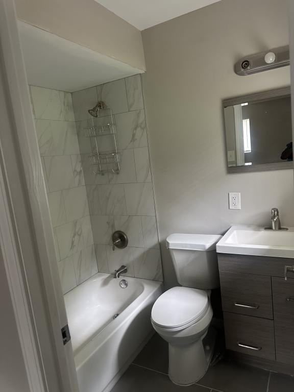 1945 Jenkee Ave - Photo 6 of 17