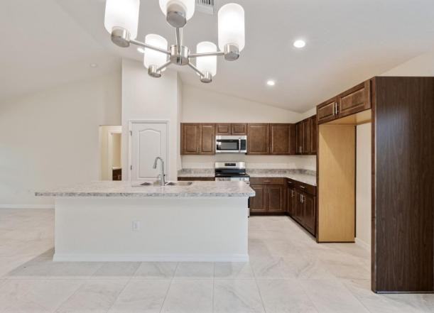 27017 Mott Ave - Photo 6 of 18