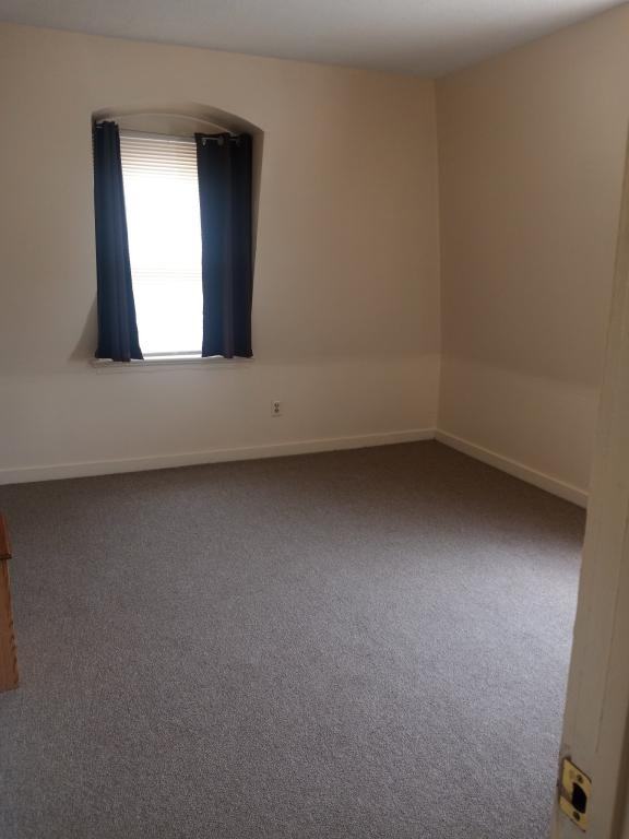 1501 Chapel St - Photo 5 of 6