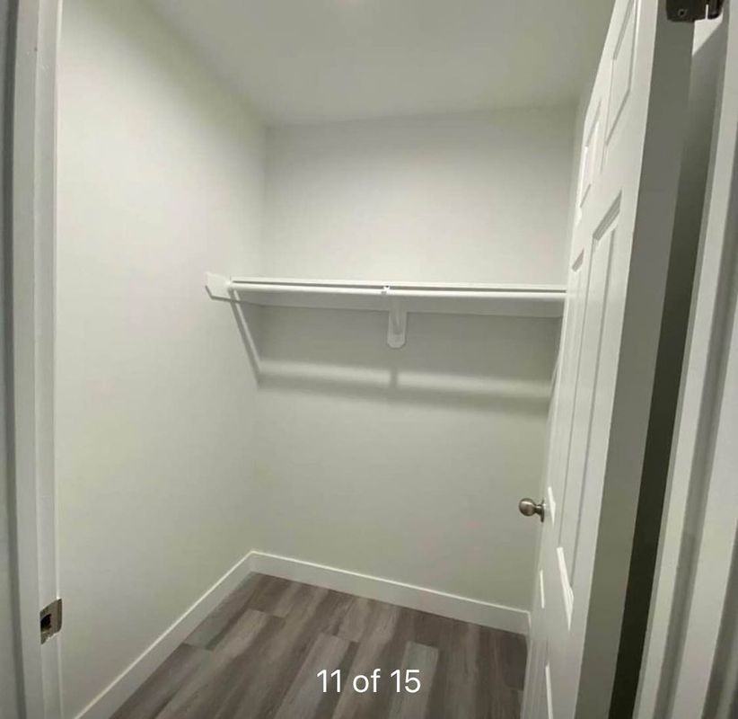1130 W 39th St - Photo 6 of 11