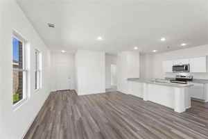 featured image of 783 Camden Dr