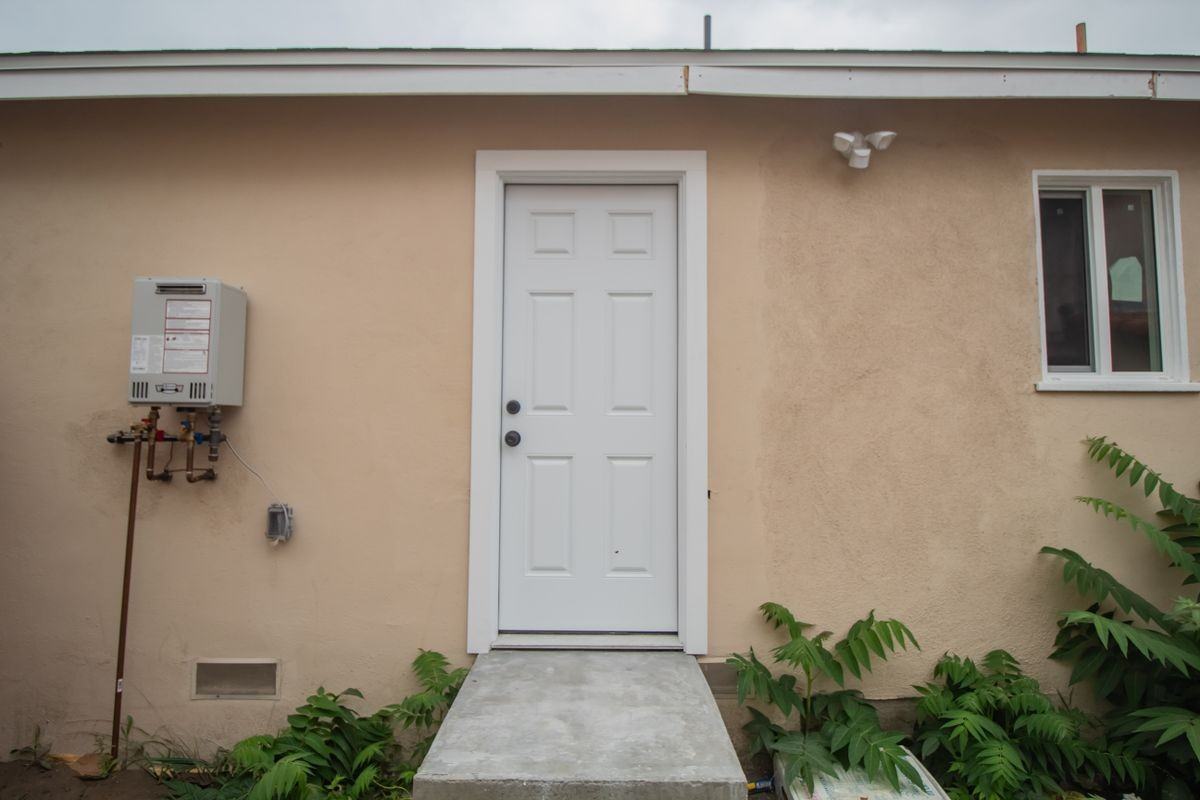 2216 Continental Ave ##B - Photo 2 of 7