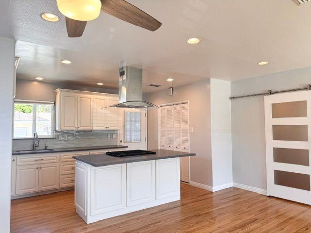 9528 Brierfield St - Photo 4 of 16