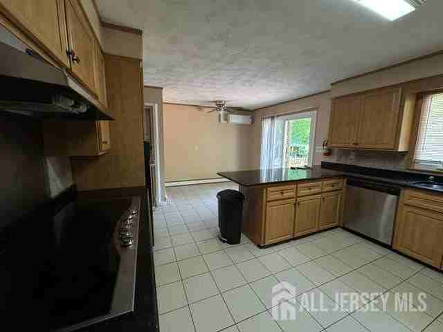 295 Pleasant Valley Rd - Photo 2 of 18
