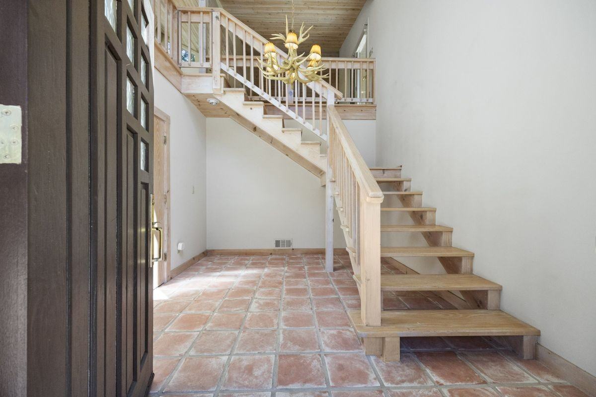 29861 Greenwater Dr - Photo 3 of 50