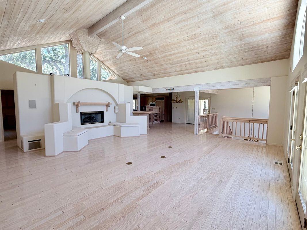 29861 Greenwater Dr - Photo 4 of 50