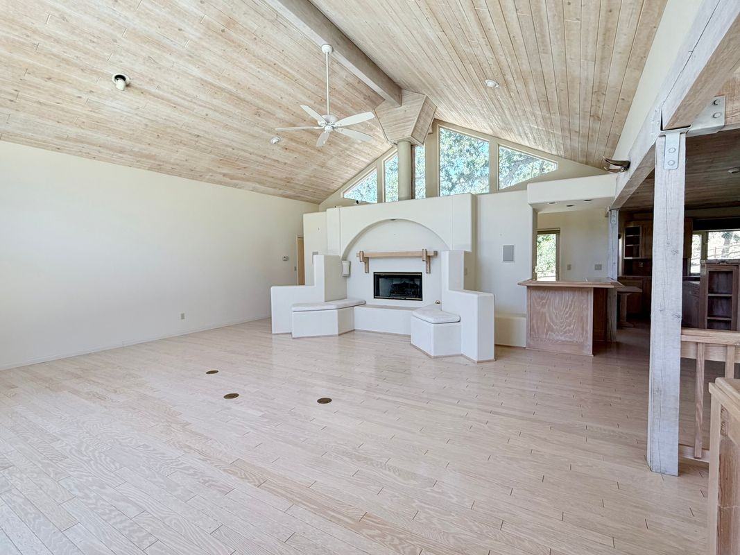 29861 Greenwater Dr - Photo 5 of 50