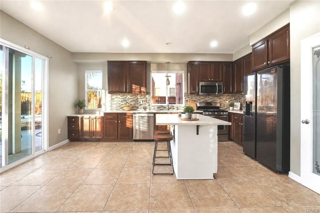 29056 Barcelona Ct - Photo 5 of 49