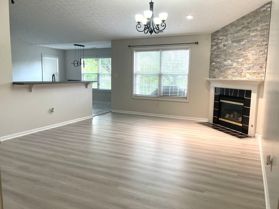 1058 Sugar Maple Dr - Photo 2 of 12