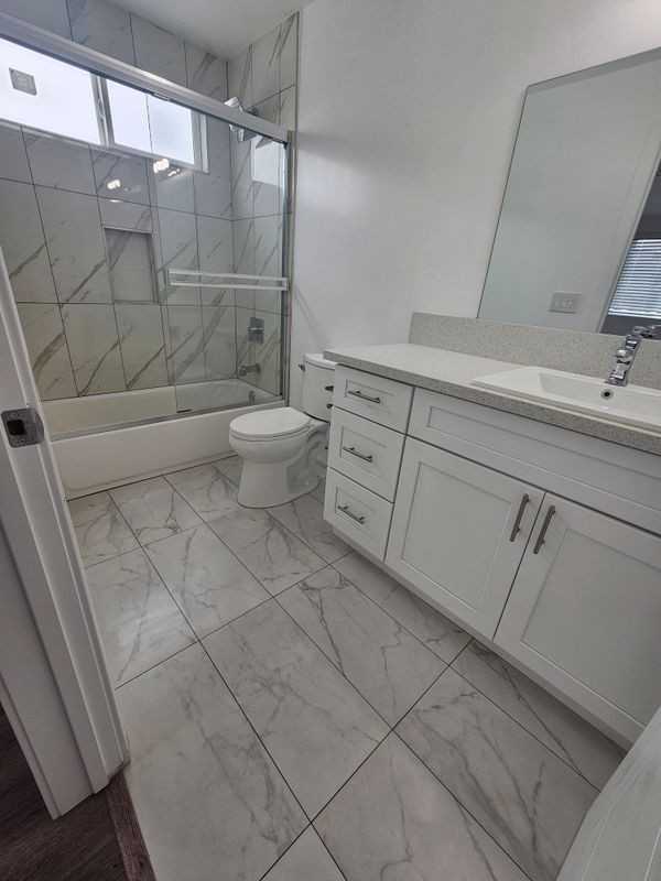4832 Saturn St - Photo 6 of 20