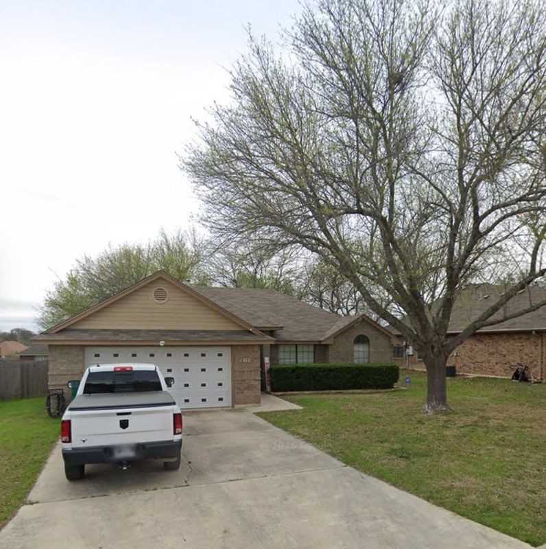 1518 Chardonnay Dr - Photo 2 of 3