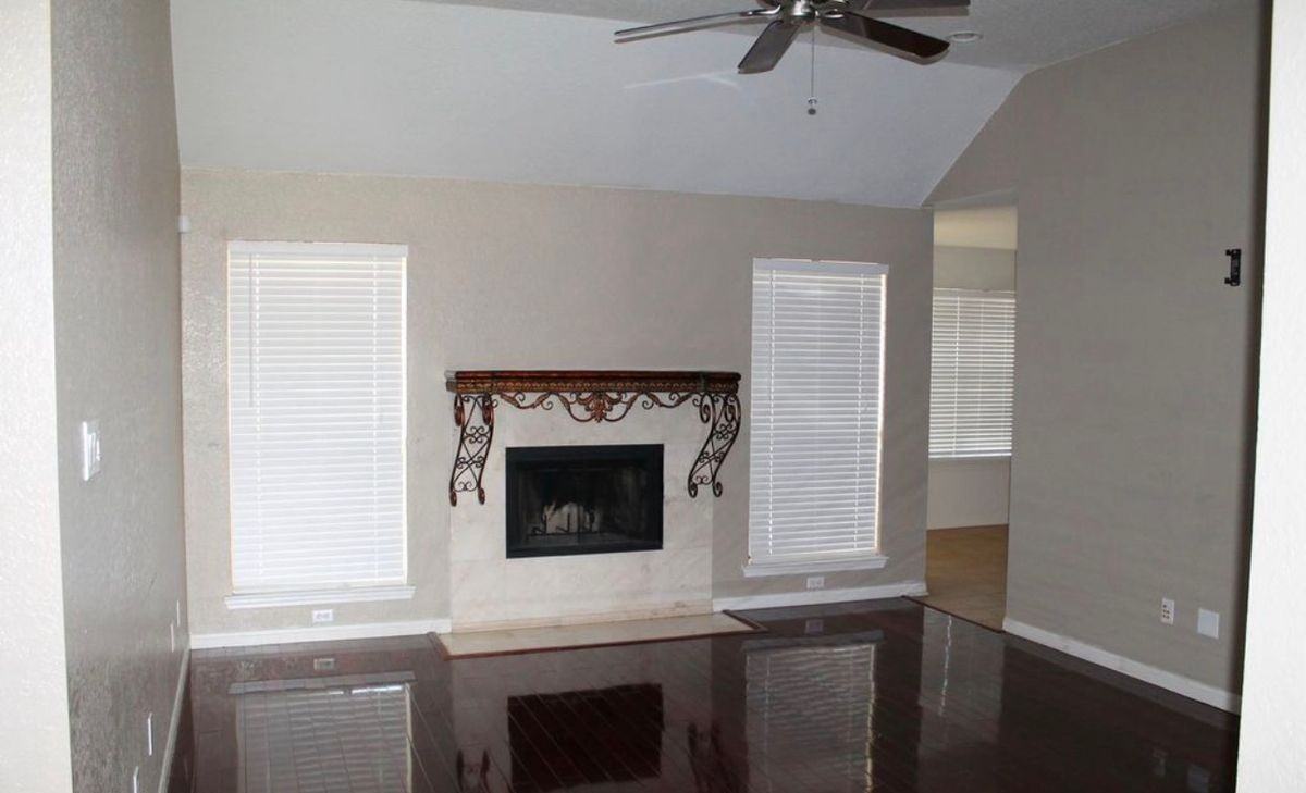 1518 Chardonnay Dr - Photo 3 of 3