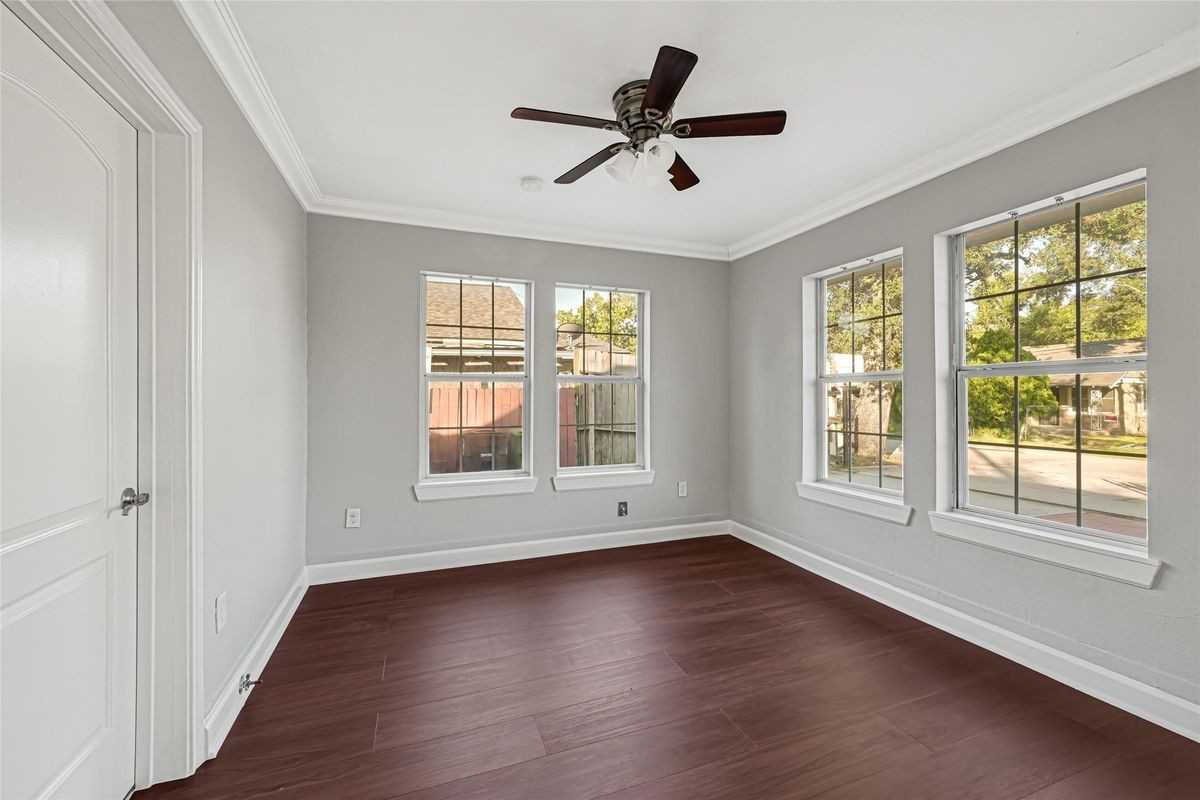 2331 Delafield St ##A - Photo 3 of 3