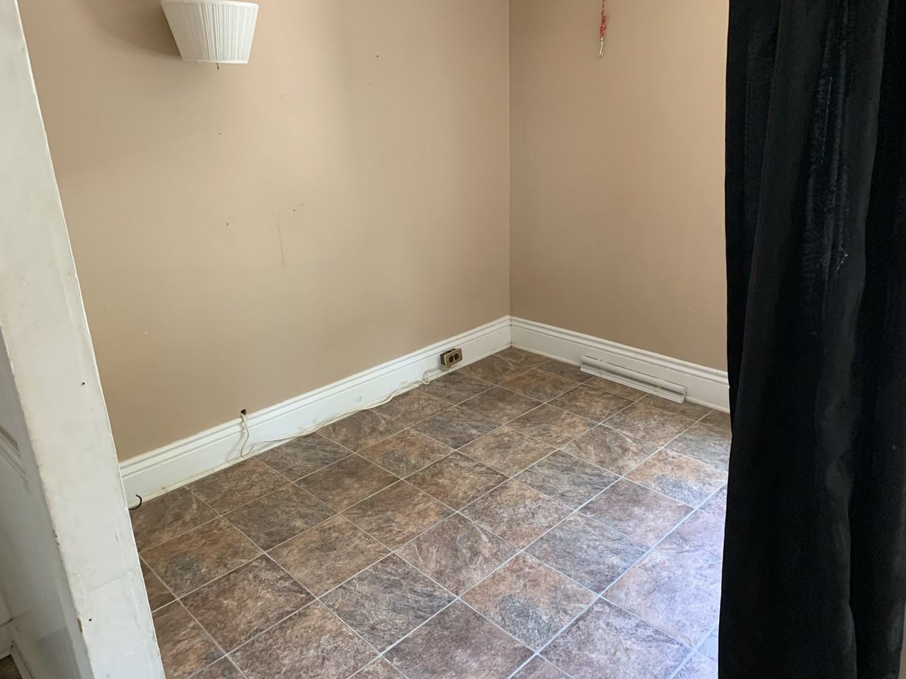 105 Euclid St #2 - Photo 5 of 8