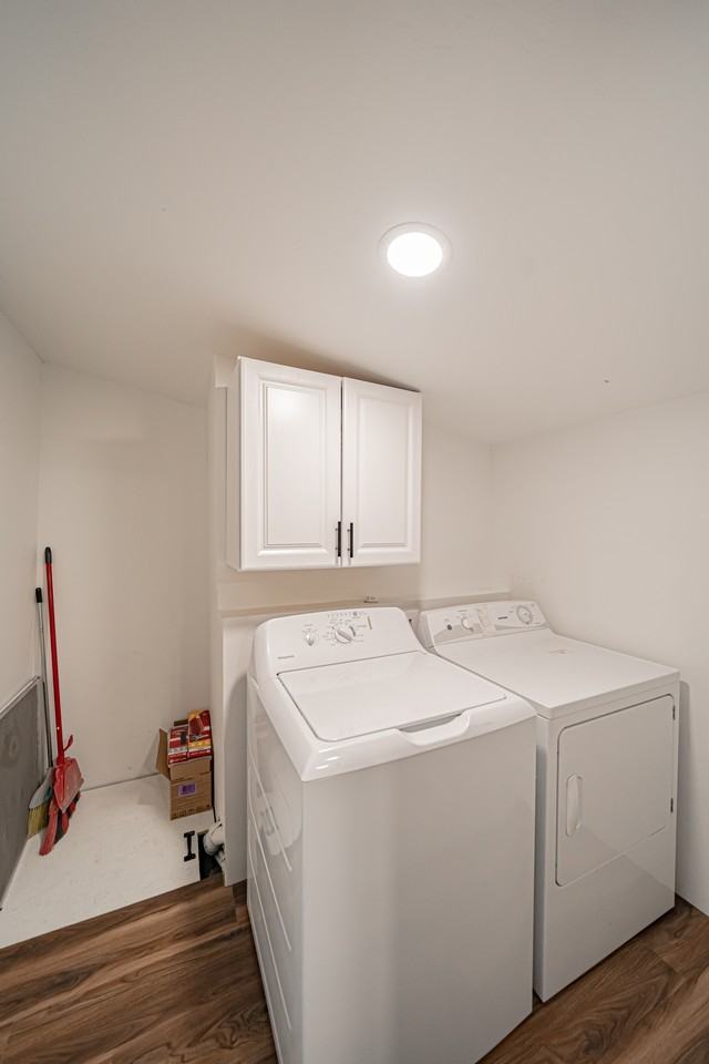 454 Iona St - Photo 3 of 8