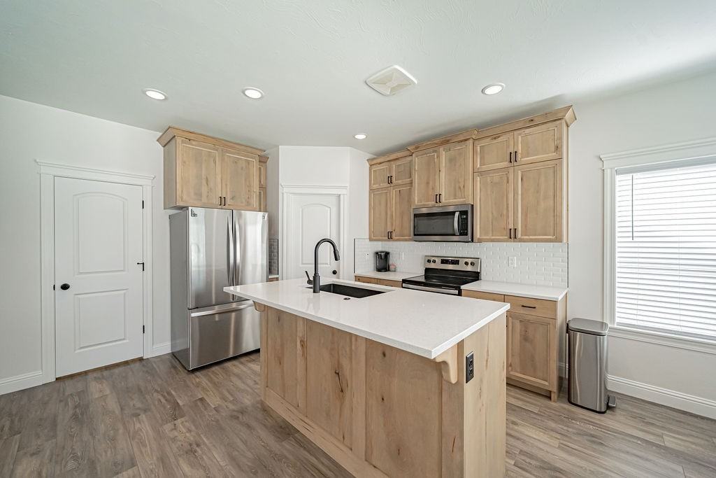 4725 Witts End - Photo 3 of 13