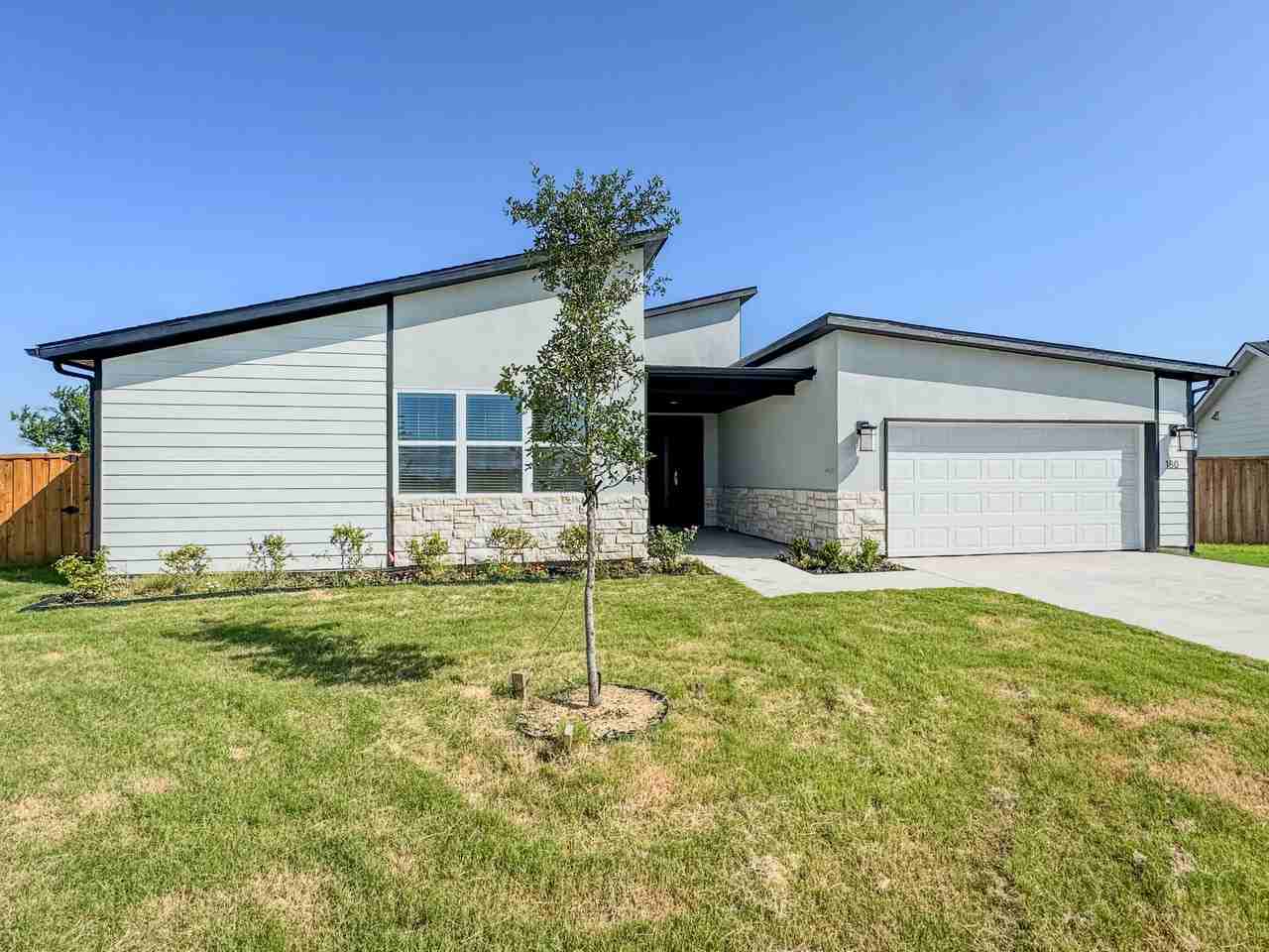 180 Zion Rd - Photo 2 of 23