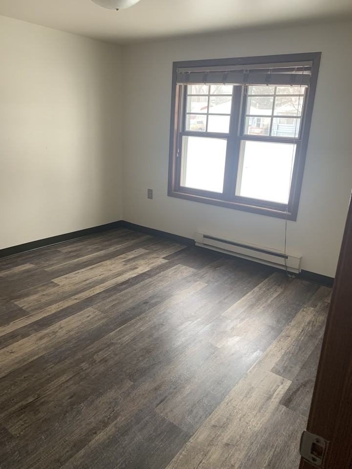 934 930, 932,Iowa Ave, #8 - Photo 3 of 6