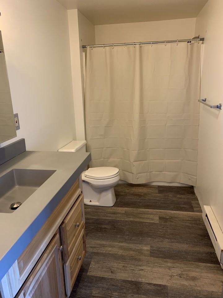 934 930, 932,Iowa Ave, #8 - Photo 5 of 6