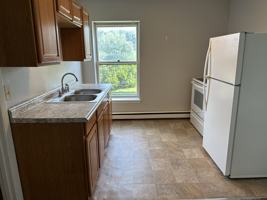 featured image of 10 Macomb St #7