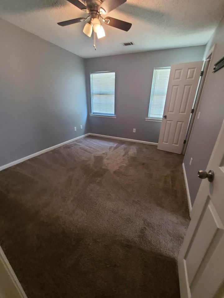 157 Haney Rd - Photo 3 of 18