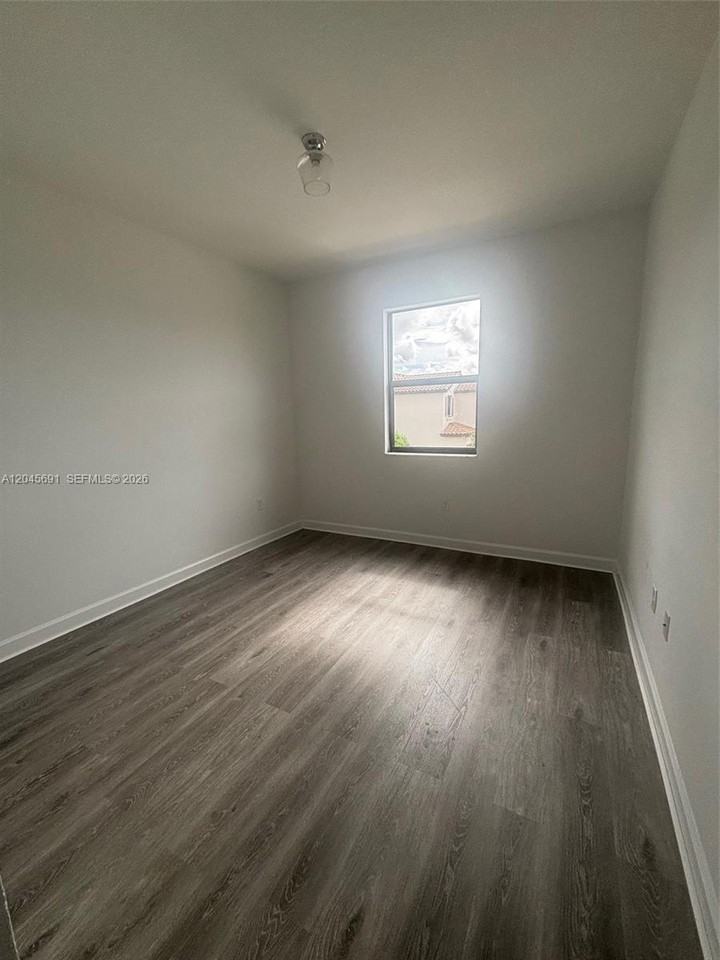 24522 Sw 119th Ct - Photo 6 of 19