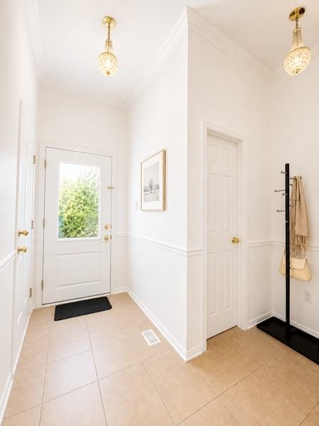 1622 Henri Lauzon St - Photo 2 of 14