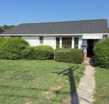 912 Augusta Ave - Photo 1 of 1
