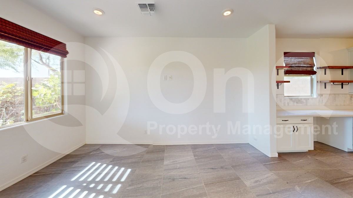 4602 S Flare - Photo 7 of 28