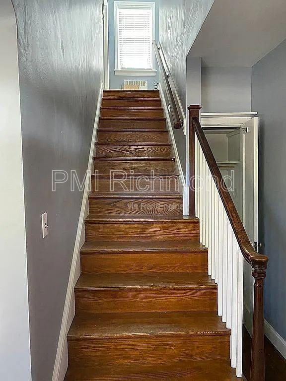 5601 Forest Hill Ave - Photo 5 of 12